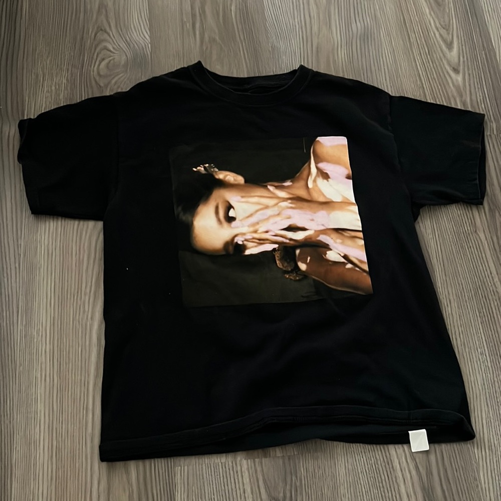 Ariana Grande Shirt
